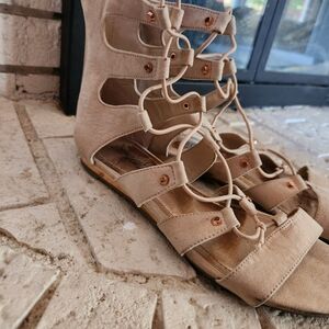 Jennifer Lopez Tan Gladiator Sandal